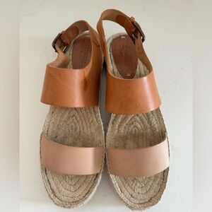 Soludos Tan and Cream Espadrille Size: 11. Excellent!  ✨